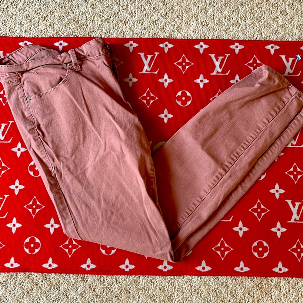 Ladies casual pants